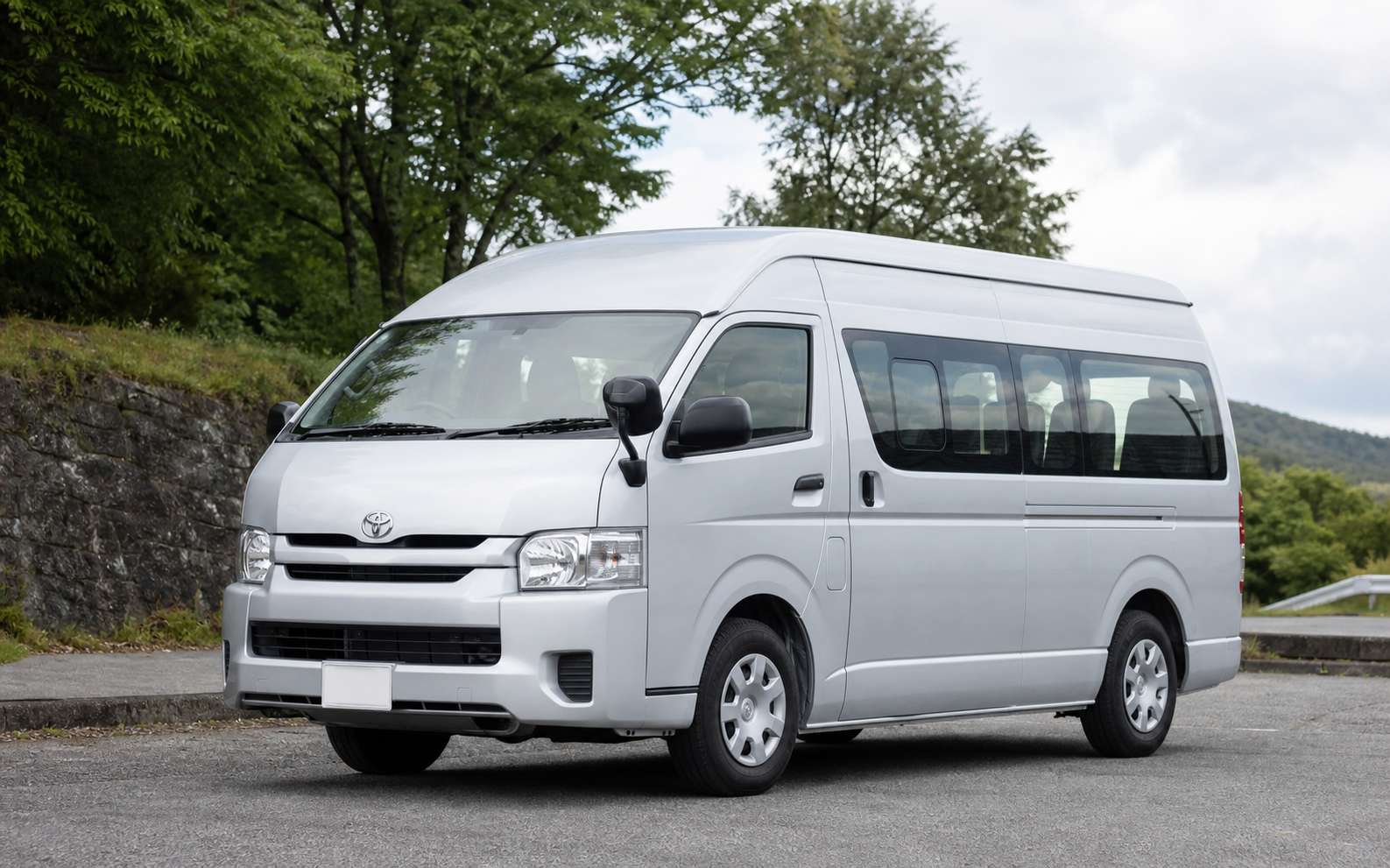 TOYOTA HIACE 車款示意圖